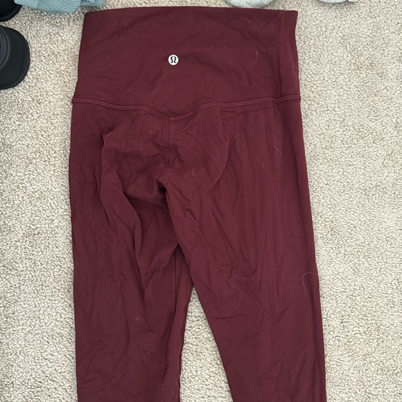 LULU LEMON ALIGN CROP LEGGINGS MAROON - Size 4 - Picture 1 of 3